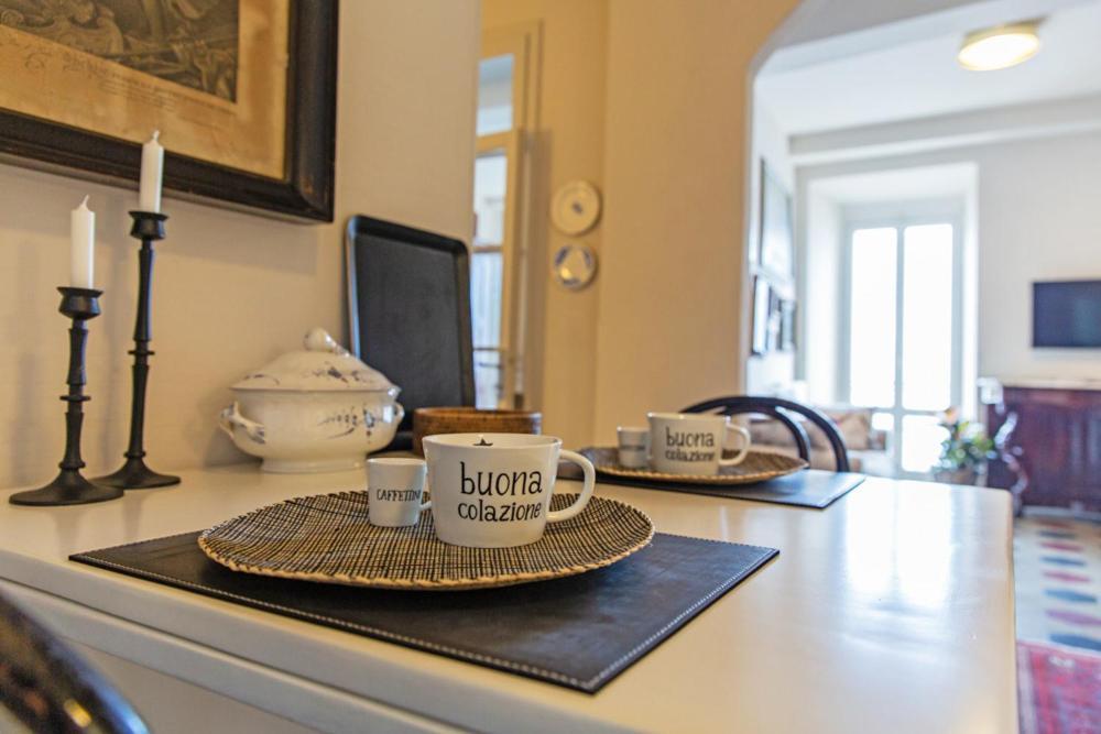 Varenna Caffe Apartment ภายนอก รูปภาพ