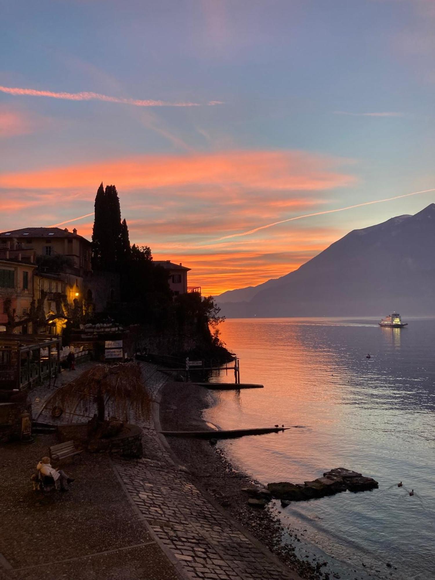 Varenna Caffe Apartment ภายนอก รูปภาพ